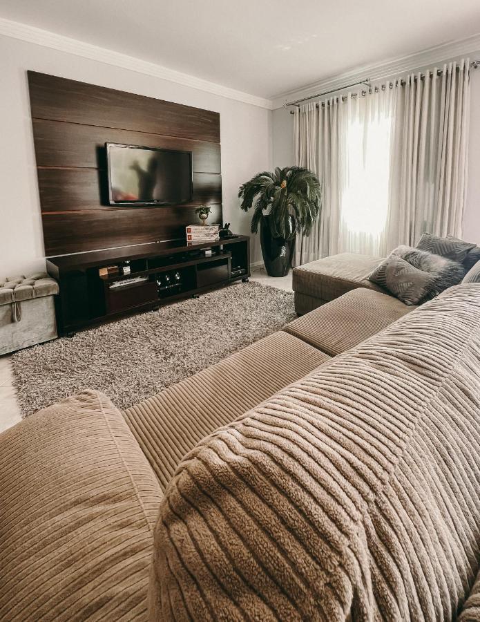 Casa Confortavel Em Local Tranquilo. Rodeio 外观 照片