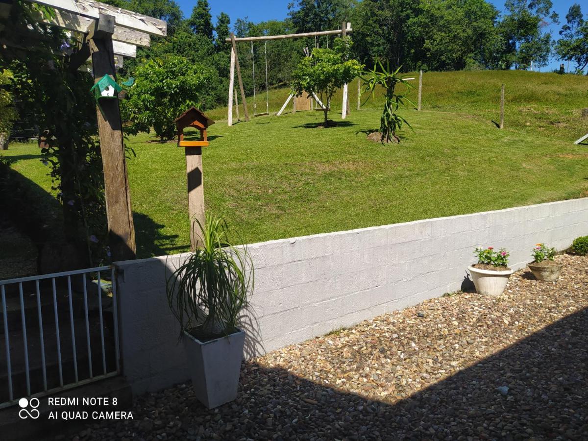 Casa Confortavel Em Local Tranquilo. Rodeio 外观 照片